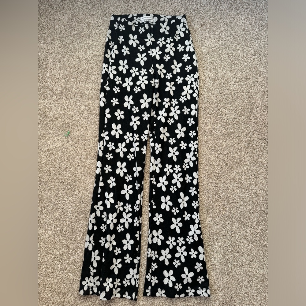 UO FLOWER PANTS FLARE